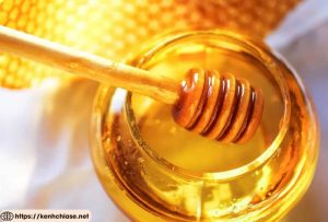 Mật ong có tính kháng viêm rất tốt